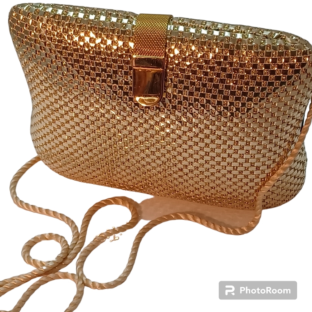 Evening clutch gold mash color,hard shell
